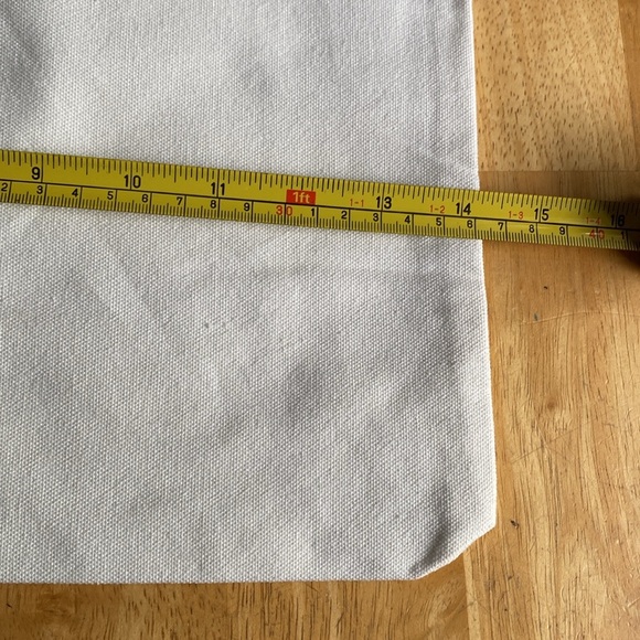 Fostered Collection dust bag 14x18”, in great condition - Picture 3 of 6